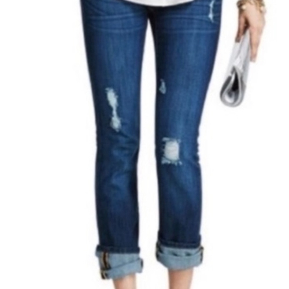 *Closet Clear Out Sale* Cabi distressed boyfriend slim  blue jeans 3045